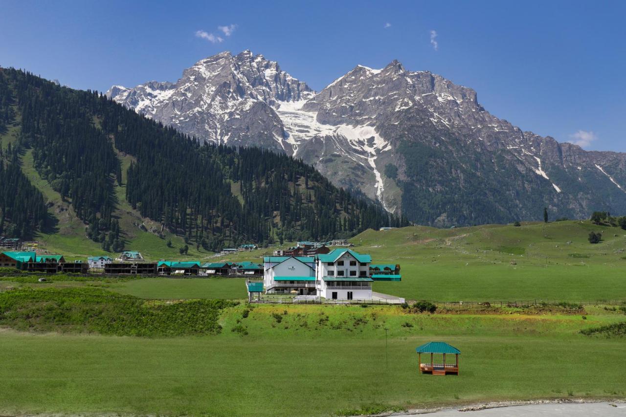 Lemon Tree Hotel, Sonamarg Sonāmarg Exterior foto